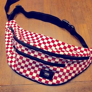 VANS MN Ward crossbody. Like new! Fanny pack, red checkered.